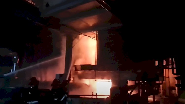    Sumqayıtda sexdə güclü yanğın oldu - Video   