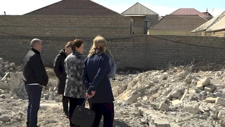    11 ildir tikilən yaşayış binası söküldü: Ev alan şəxslərin aqibəti necə olacaq?   