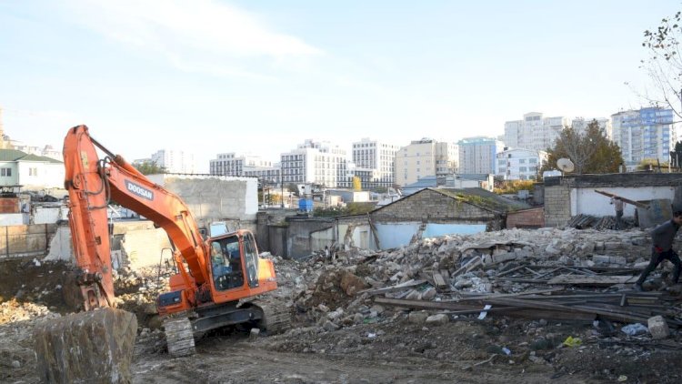    Bakıda böyük söküntü: Mənzil bazarında bahalaşma dalğası   