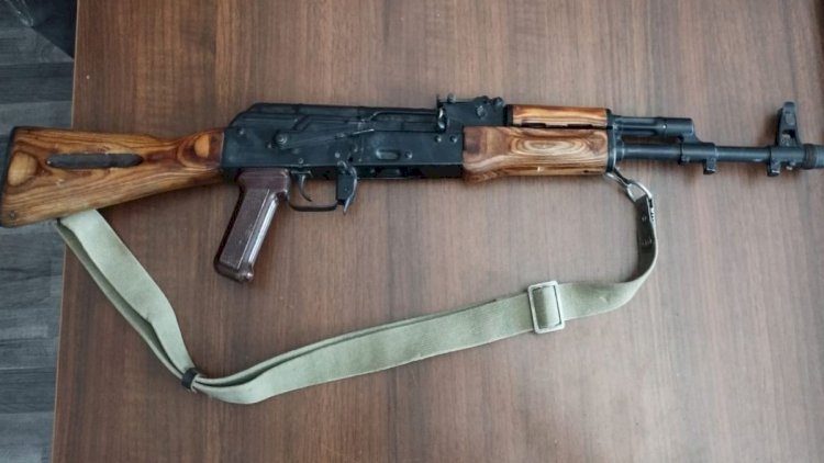    Şirvanda şəhər sakini avtomatı təhvil verdi   