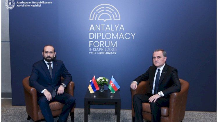    Bayramov Mirzoyanla Antalyada bir araya gəldi   