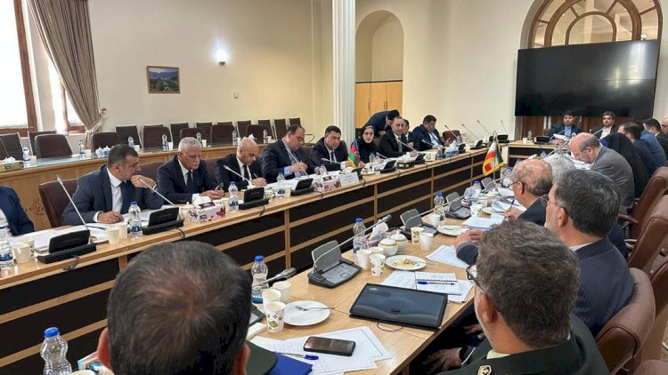    Azərbaycan və İran nümayəndələri arasında görüş keçirildi   
