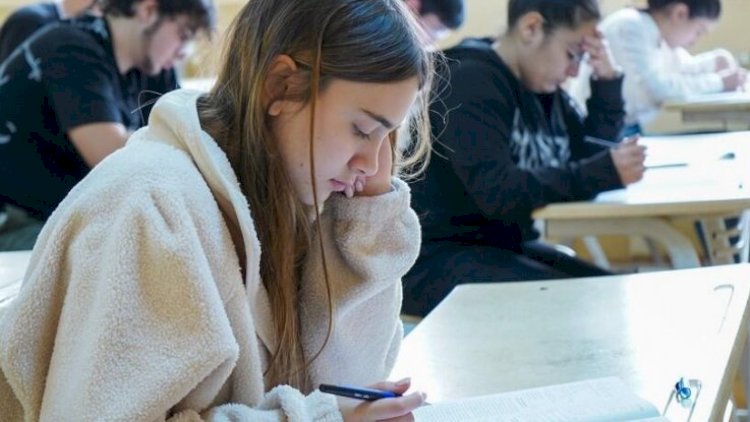    Bu liseydə şagirdlərin 90 faizi repetitor yanına getmədən yüksək bal topladı   
