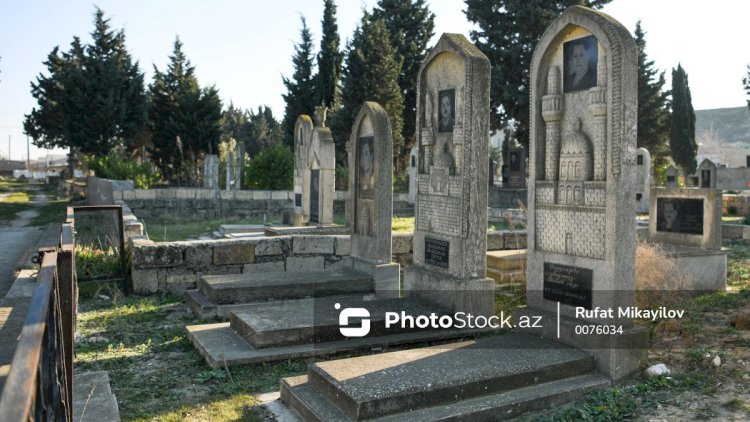    Mingəçevirdə kişi atasının məzarı yanında yaralı halda tapıldı - Video   