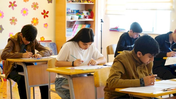    DİM orta təhsil səviyyəsi üzrə buraxılış imtahanı keçirdi   