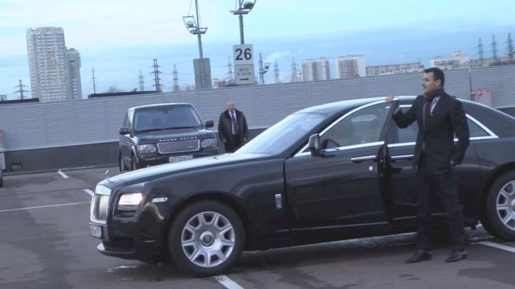    Emin Ağalarov “Rolls-Royce“u ilə qəzaya düşdü - VİDEO   