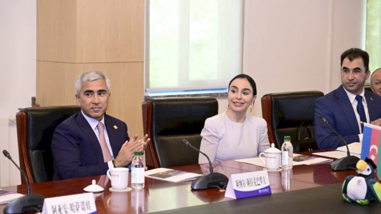    Leyla Əliyeva Pekin Xarici Dillər Universitetində - FOTOLAR   