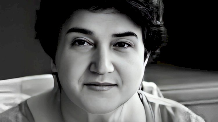    Professorun meyiti evində aşkarlandı   