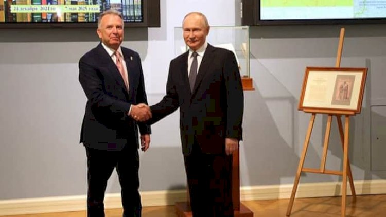    Putin ABŞ prezidentinin elçisini qəbul edir   