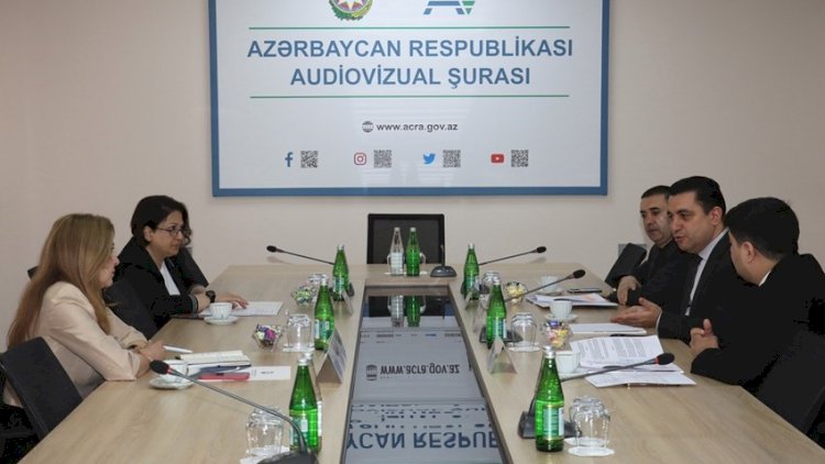    TV-də işarət dili: Şurada müzakirə getdi   