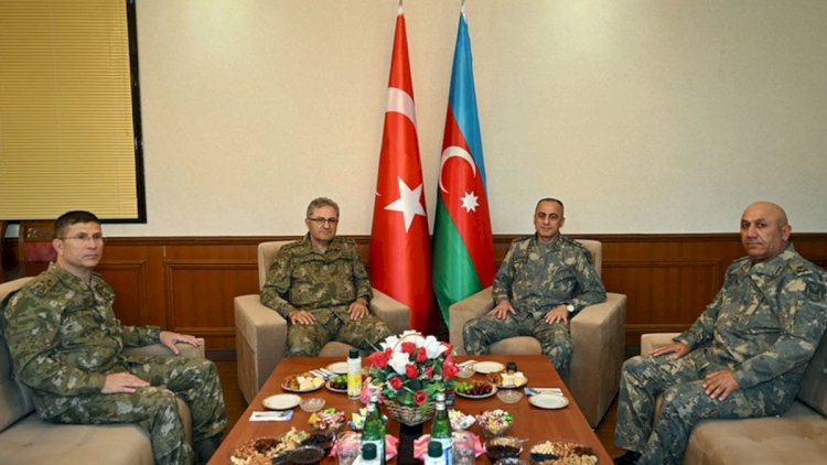    Hikmət Mirzəyev Metin Tokelle görüşdü   