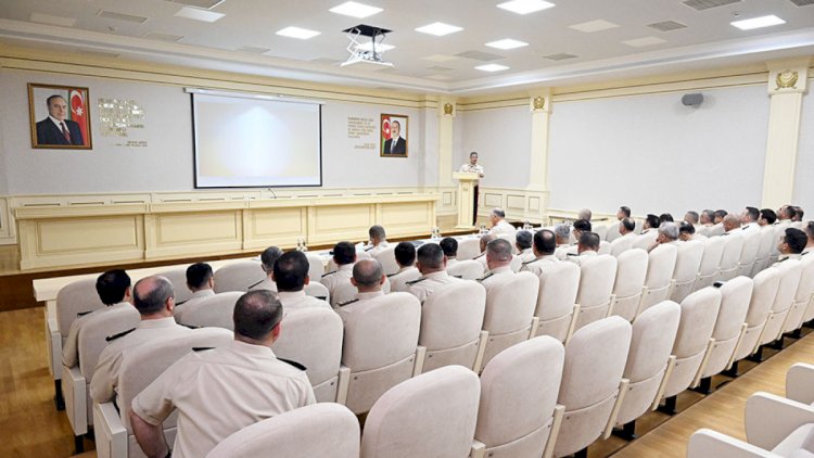    Hərbi nizamnamələrin yeni layihələri təqdim olundu   