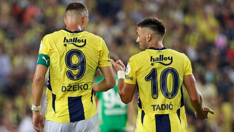    “Fənərbaxça” 2 futbolçusu ilə vidalaşır   