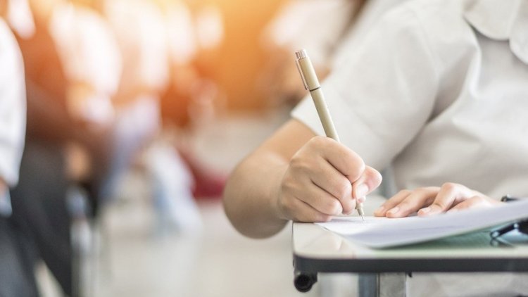    Bu gün I və IV ixtisas qrupları üzrə qəbul imtahanı keçiriləcək   