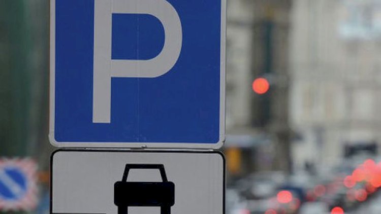    İçərişəhərdə parkinq 5 manat oldu   