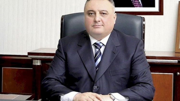   Eldar Mahmudovun ölkədən çıxışına qadağa qoyulub?   