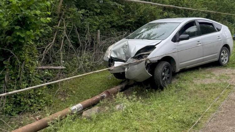    Dörd qadının olduğu “Prius” dərəyə aşdı: Hamısı sərxoş imiş   