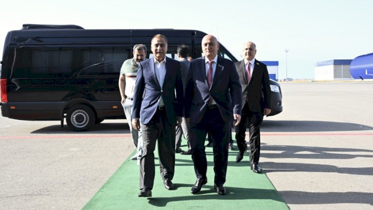    Pakistan Milli Assambleyasının sədri Azərbaycana rəsmi səfərə gəldi   
