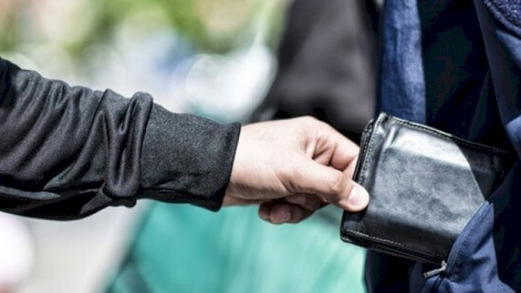    3 minlik telefonu oğurlayan yeniyetmələr tutuldu   