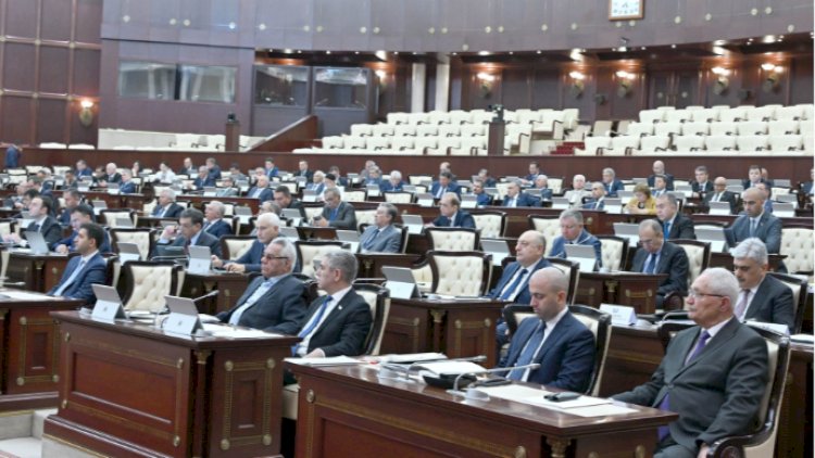    Deputatlar gələn həftə tətilə çıxır   