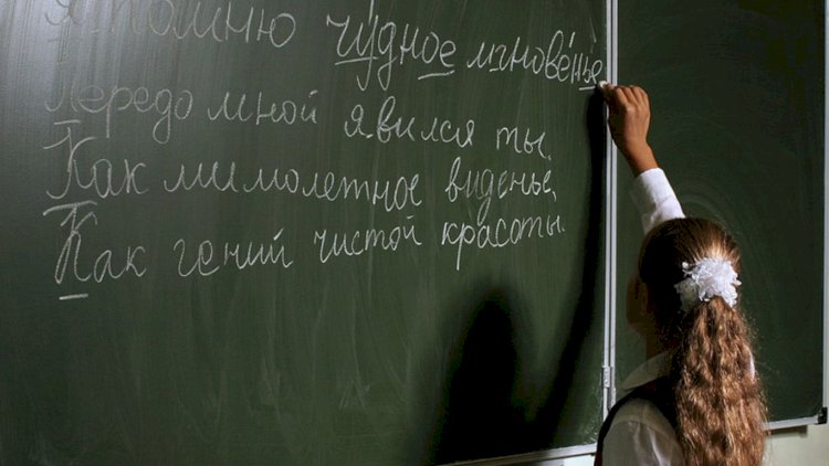    “Rus dilini bilməyə borcum var?!” – “Araşdır, gör nə qədər əyyaşın var!”   