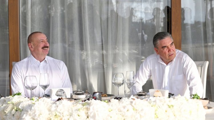    Əliyev və Berdiməhəmmədov birgə nahar etdilər   