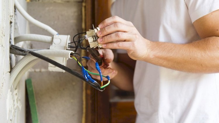    Bakıda avtoyuma məntəqəsində faciə: Elektrik cərəyanı can aldı   