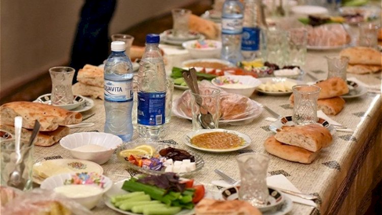    Daha bir şəhərdə yasda yemək verilməsi DAYANDIRILDI   
