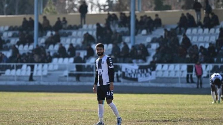    “Karvan” daha bir futbolçusu ilə bağlı qərar verdi   