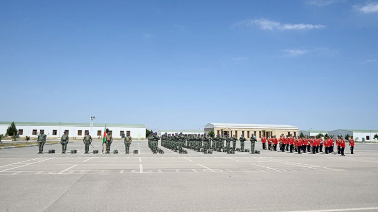    Azərbaycan hərbçiləri Pakistana yollandı   