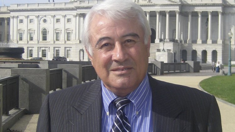    Rəsul Quliyev İlham Əliyevi təbrik etdi:   “Ətrafında dəmir yumruq kimi …”