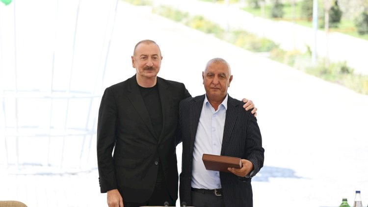    Milli Qəhrəman Hökumə Əliyevanın atası Prezidentlə görüşdə şeir dedi   