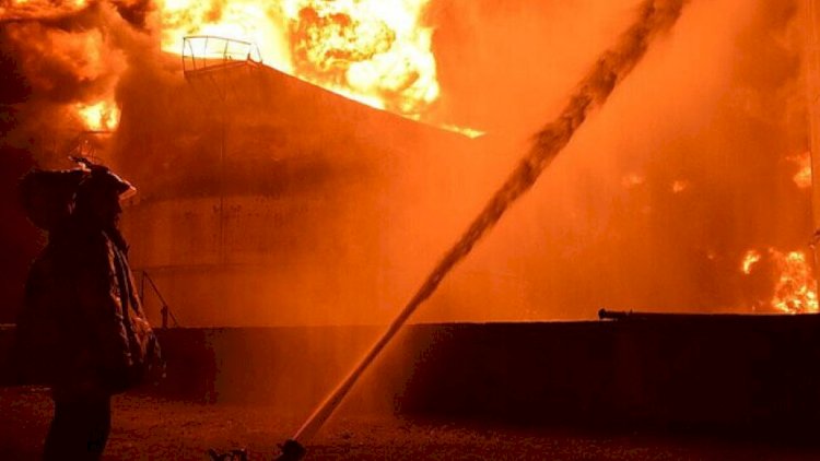    Ukrayna ordusu Rusiyanın iki neftayırma zavoduna zərbələr endirdi   