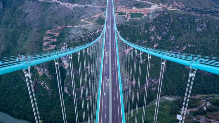    Dünyanın ən hündür körpüsü istifadəyə verildi –   FOTOLAR