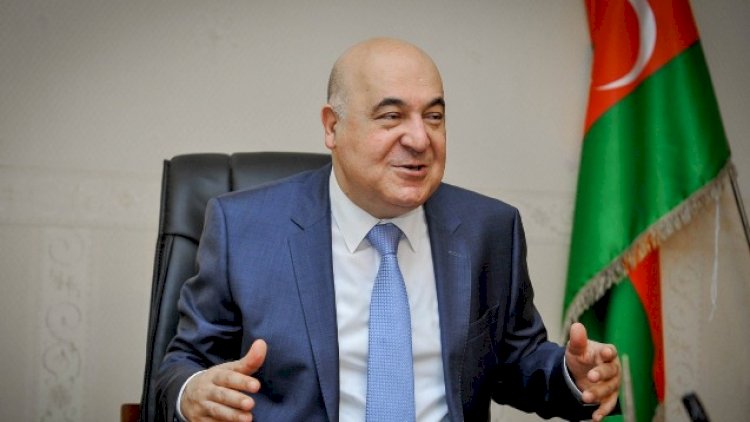    Çingiz Abdullayev: 3 min yazıçımız var   