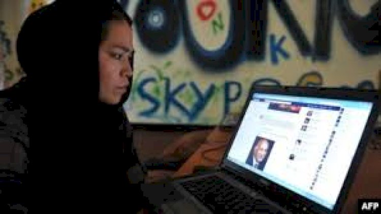    “Taliban” buna görə interneti qadağan edib   