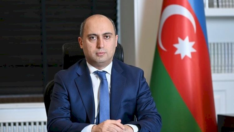    Nazir müəllimləri təbrik etdi   