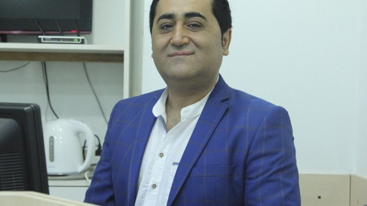    “Bir mahnı oxudum, özümə maşın aldım” - Aparıcı   