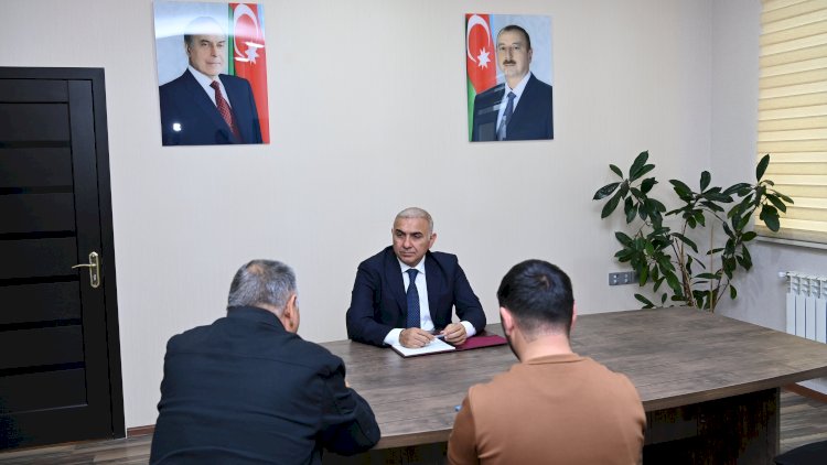    “Azərişıq” ASC-nin sədri Vüqar Əhmədov Şamaxıda vətəndaşları qəbul edib   