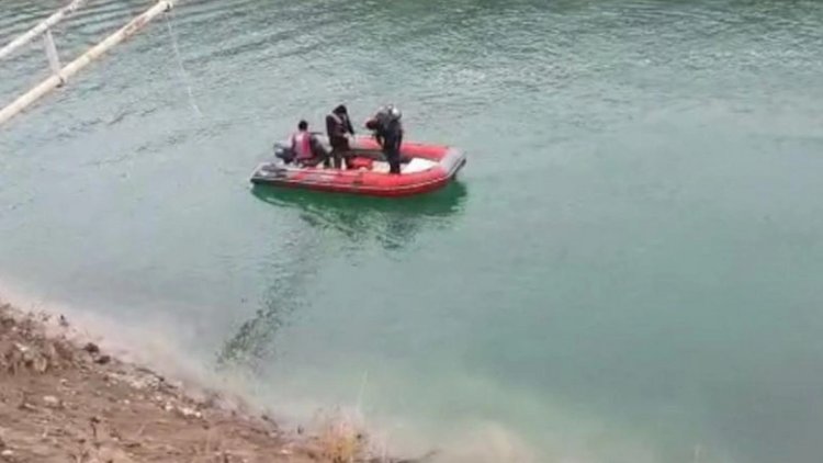    Yuxarı Şirvan kanalında batan var   
