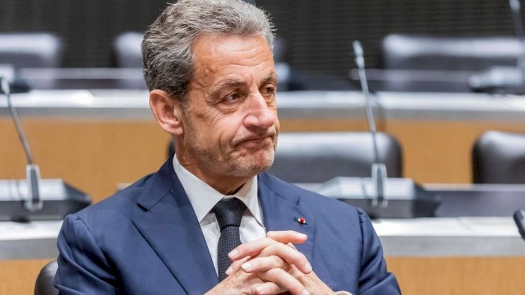    Keçmiş Prezident cəzasını təkadamlıq kamerada çəkəcək   