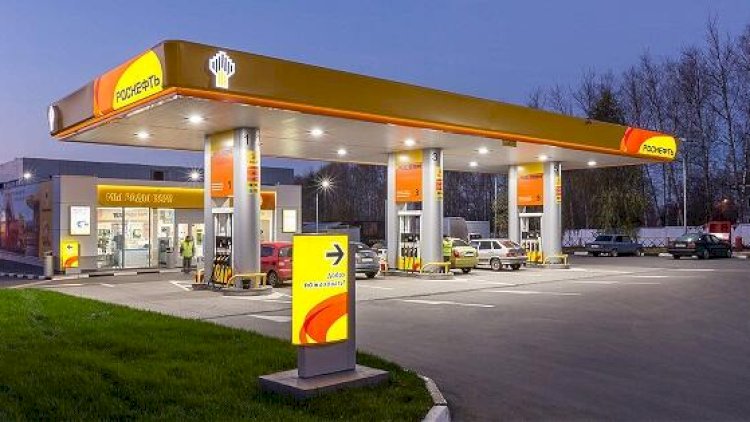    Rusiyada yanacaq qıtlığı: Ölkənin 84 faizində benzin çatışmır   