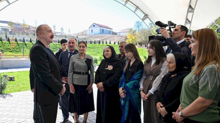    Prezident Cəbrayılda sakinlərə mənzillərin açarlarını təqdim etdi -   FOTOLAR