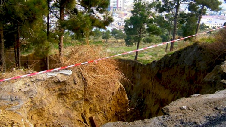    Bakıda sürüşmələrin monitorinqi aparıldı -   Çoxsaylı çatlar və çökmələr aşkarlandı