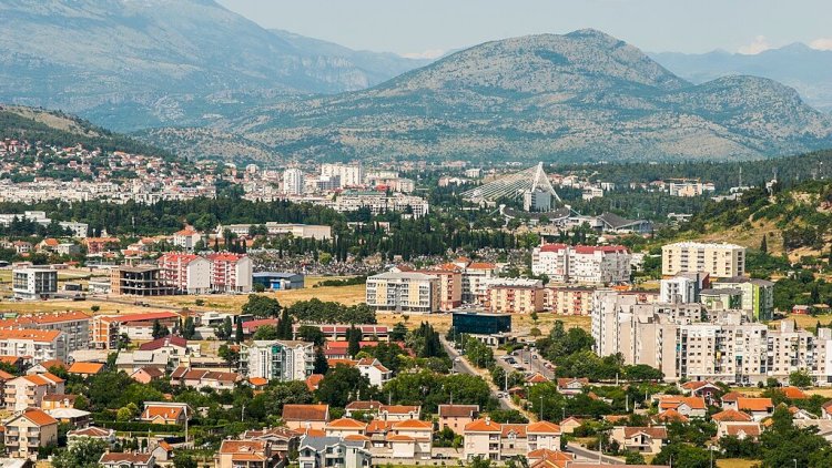    “Aksiyalar dayanıb, amma axşam küçəyə çıxa bilmirik” -   Montoneqroda yaşayan azərbaycanlı