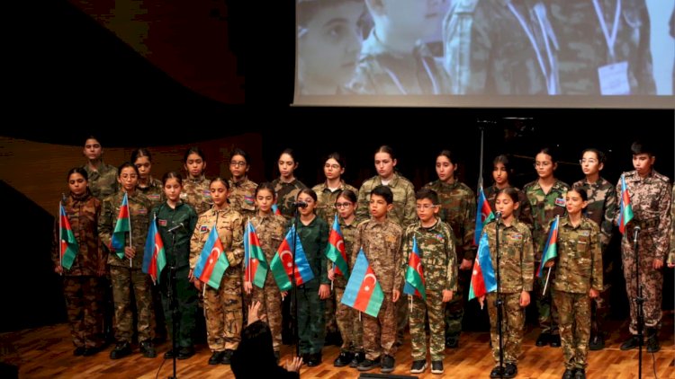    Zəfər Günü ilə bağlı bayram şöləni keçirildi - FOTOLAR   