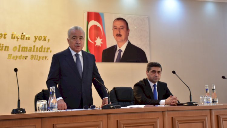    Qaxın yeni icra başçısı kollektivə təqdim edildi   