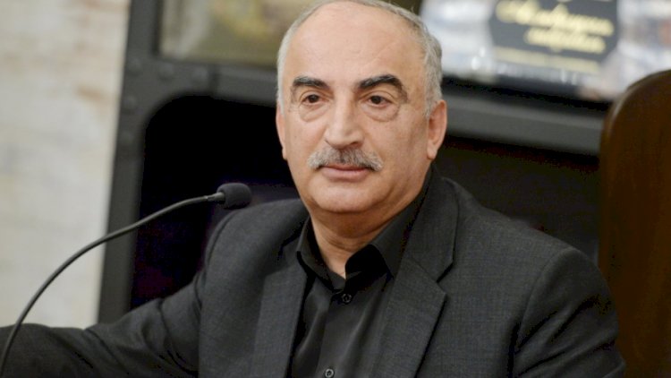    Xalq yazıçısı: Niyə ingilis dilindən alınan söz və ifadələri işlətməliyik?!   