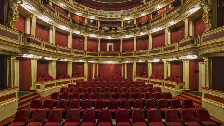    Azərbaycanın 6 teatrında direktor yeri boşdur   