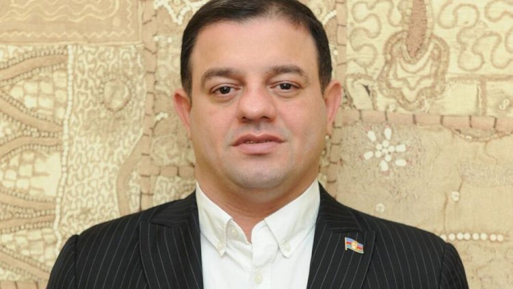    Ata Abdullayevdən xəbər var   